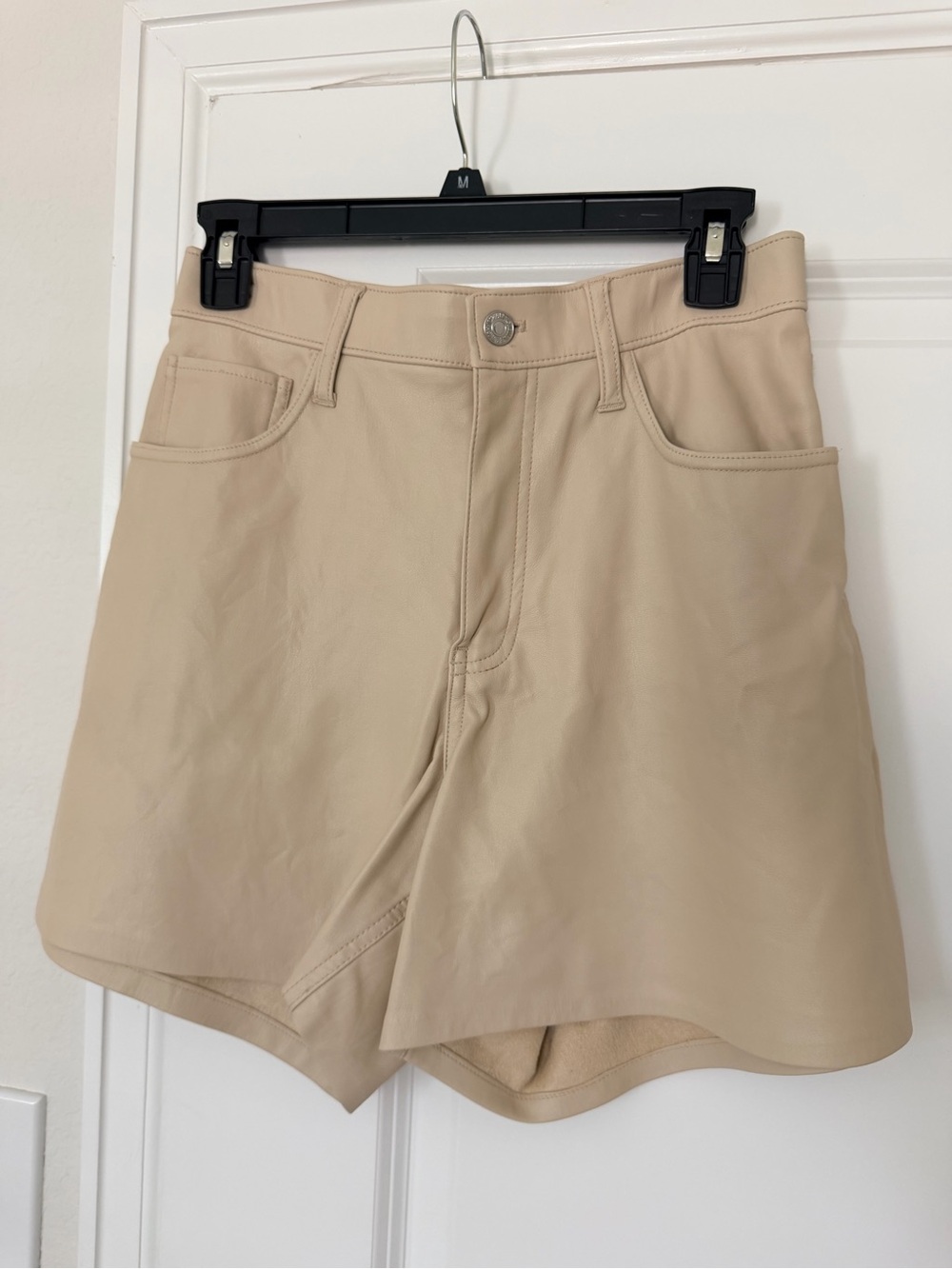 Abercrombie & Fitch The Dad Short Leather Beige High-Rise Shorts Curve Love